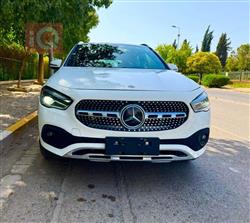 مێرسێدس بێنز GLA